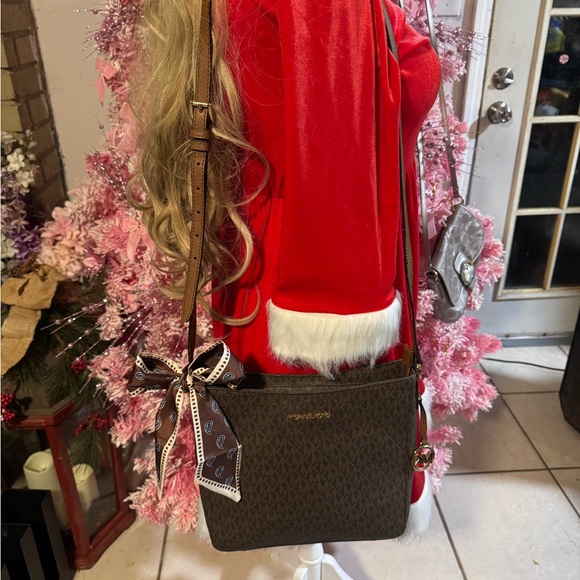 Michael Kors Brown Monogram Crossbody Bag - Picture 2 of 5